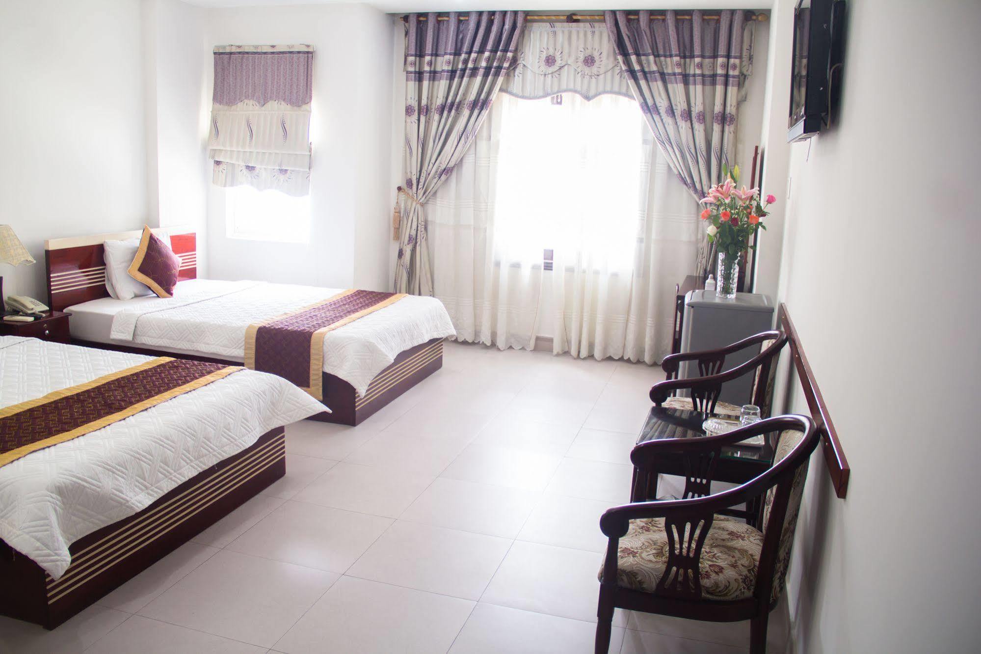 Vivyanne Hotel Da Nang Exteriör bild