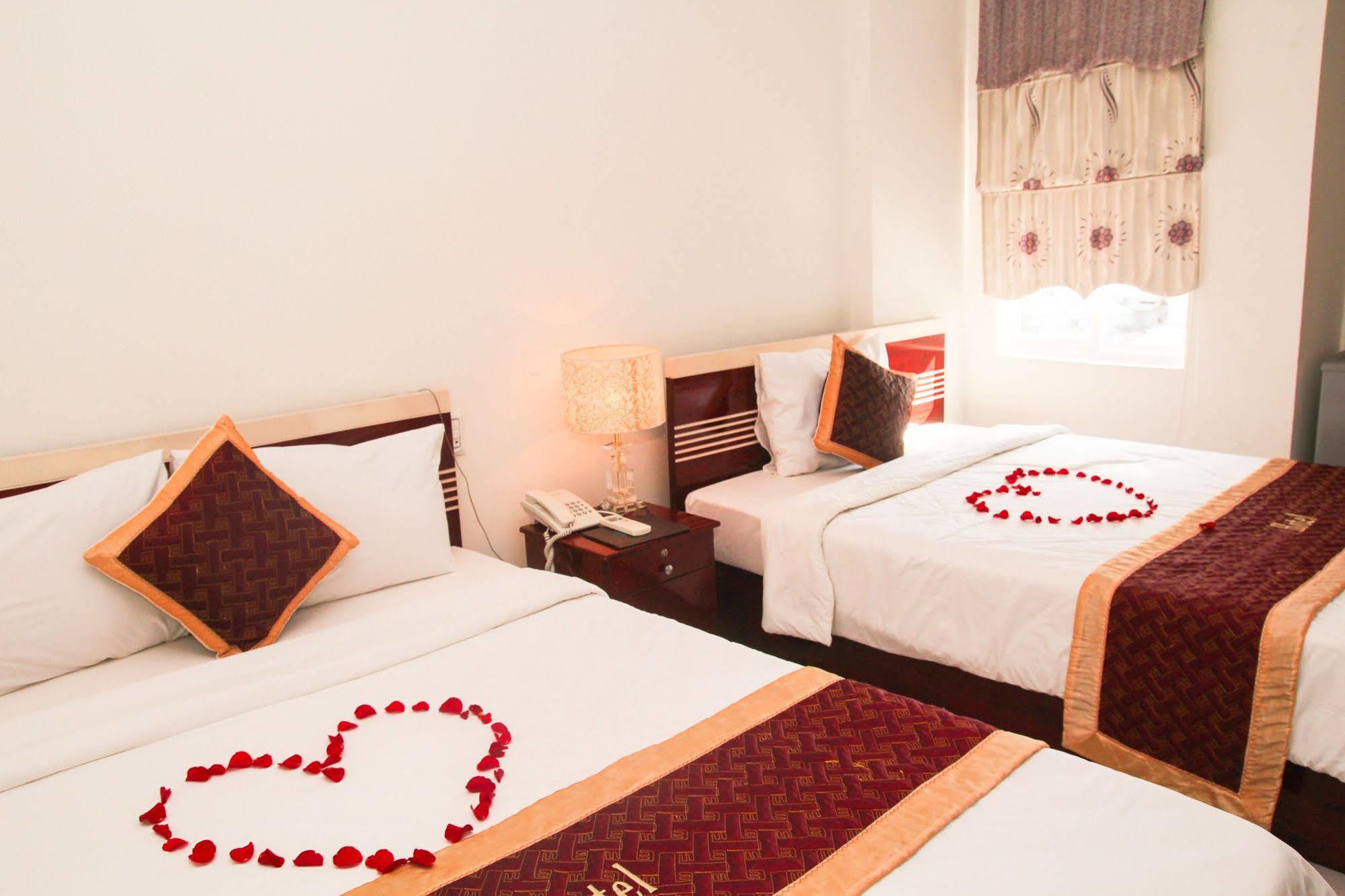 Vivyanne Hotel Da Nang Exteriör bild