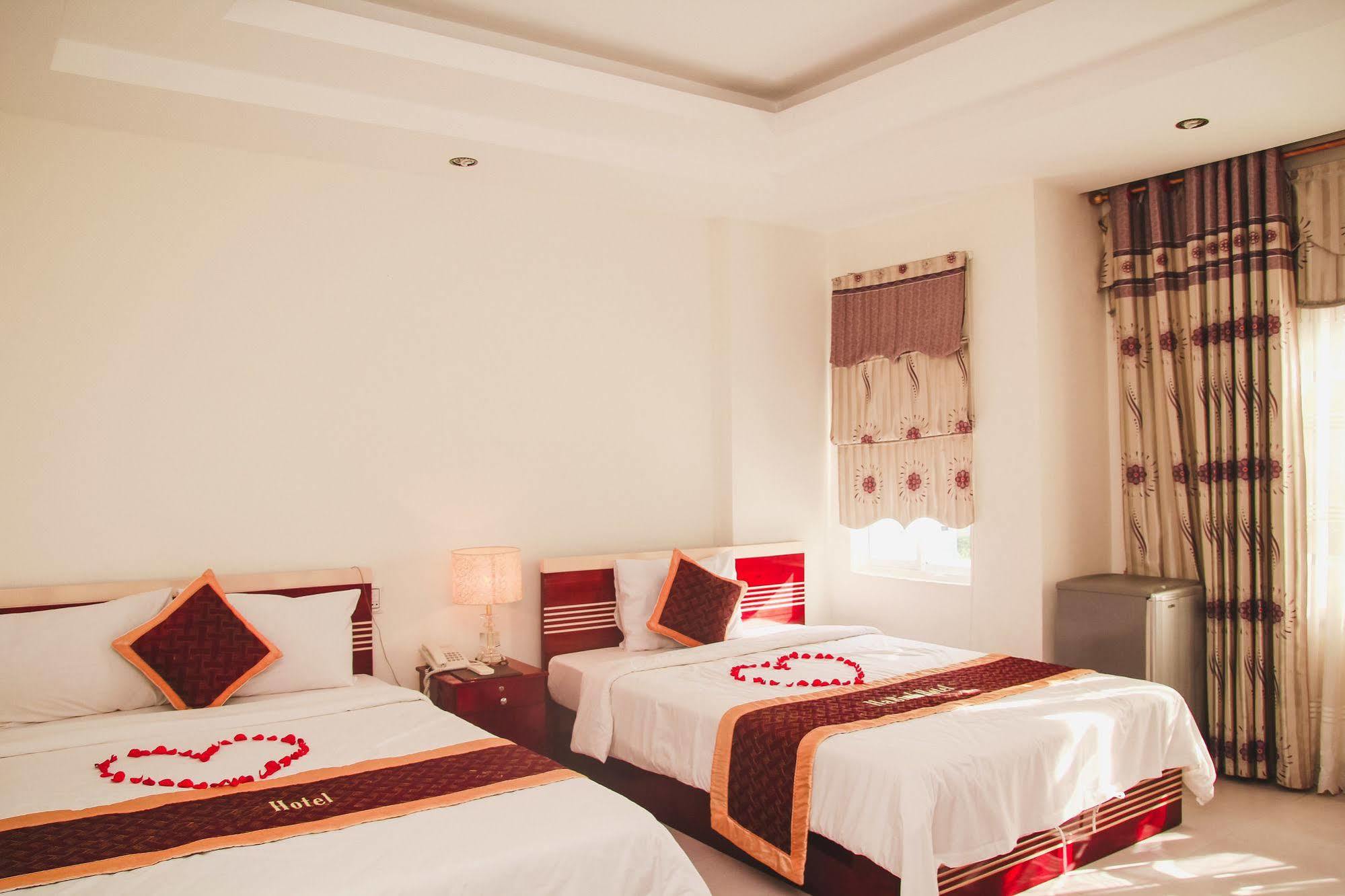Vivyanne Hotel Da Nang Exteriör bild