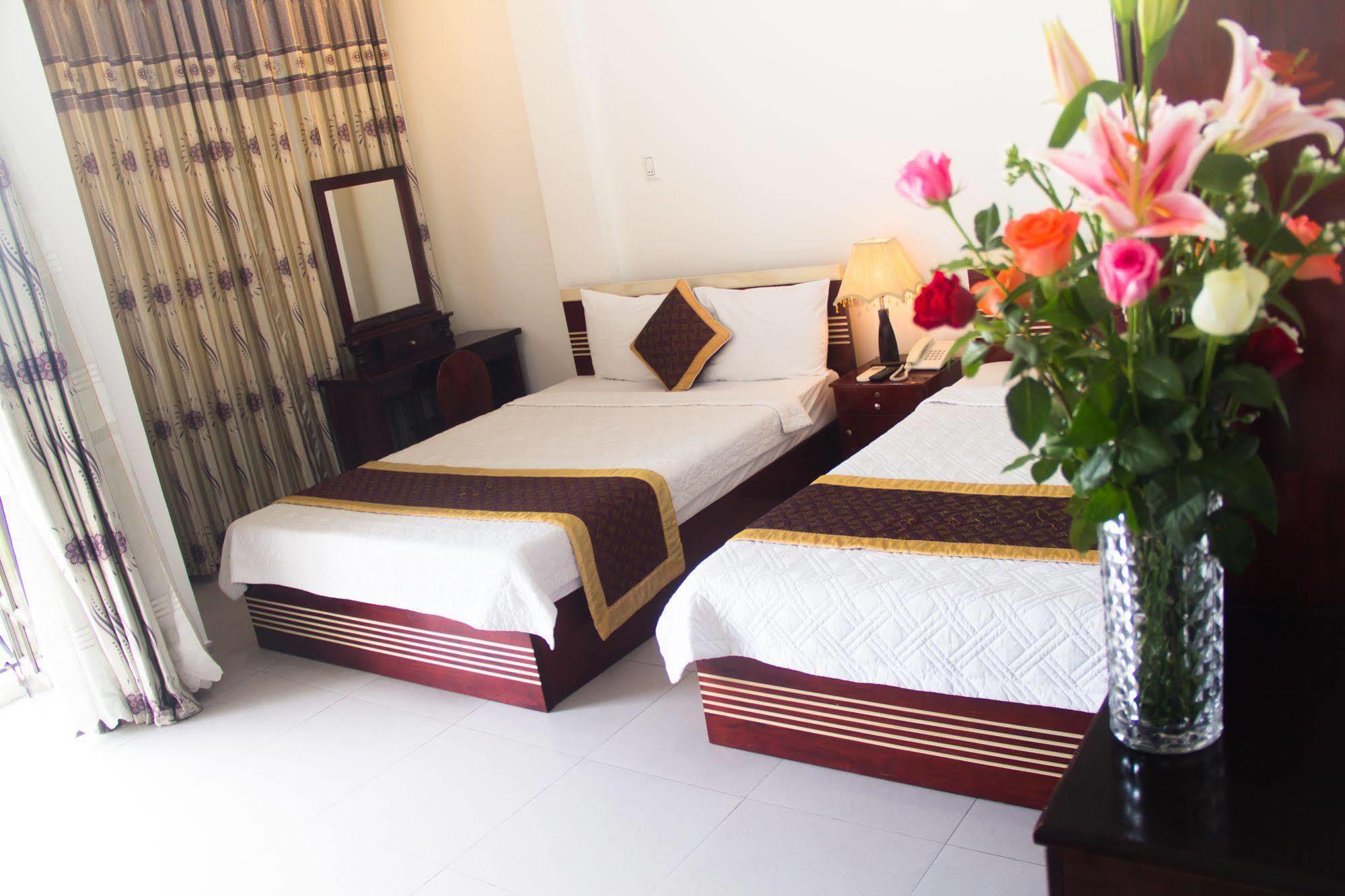 Vivyanne Hotel Da Nang Exteriör bild