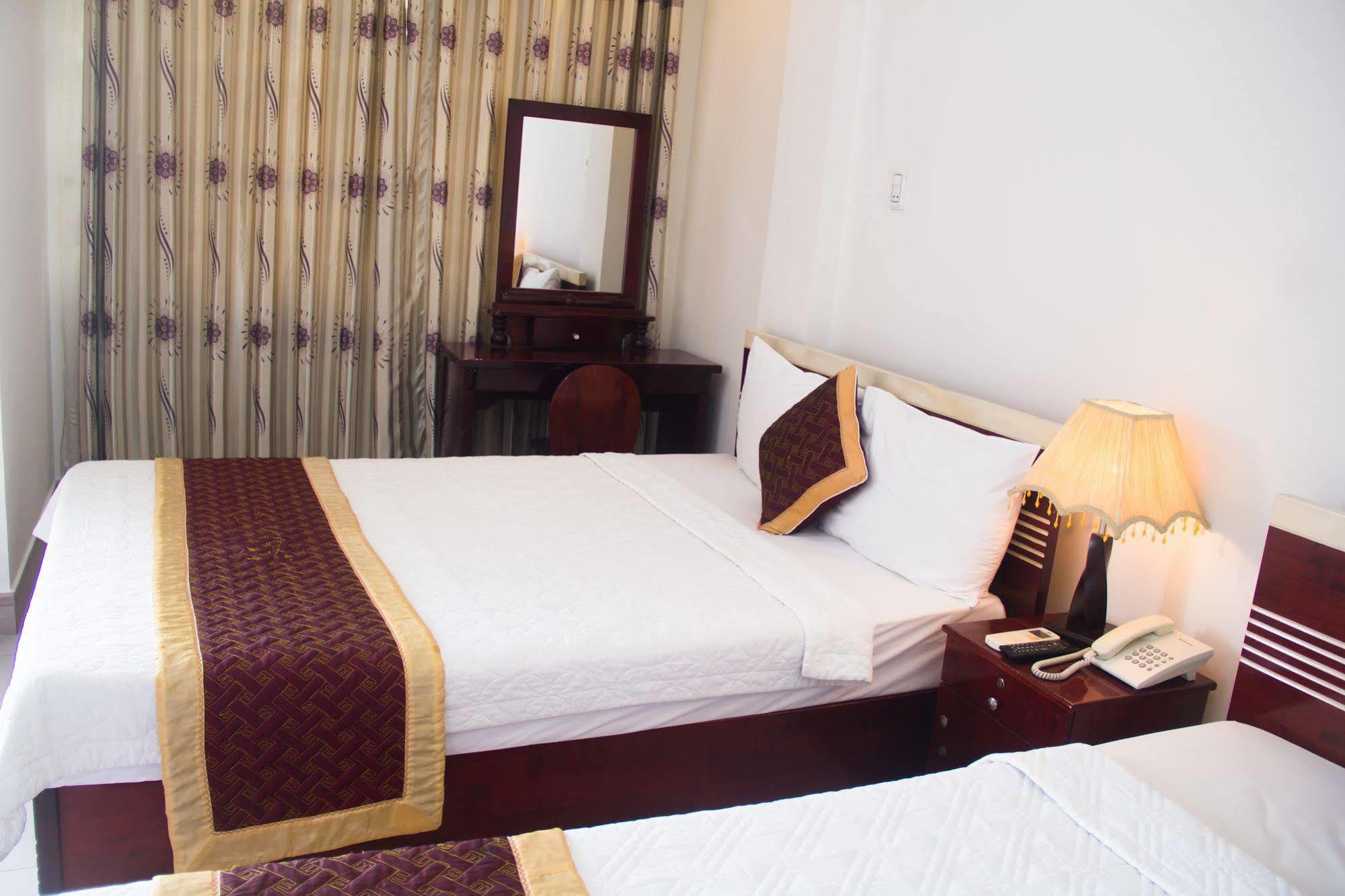 Vivyanne Hotel Da Nang Exteriör bild