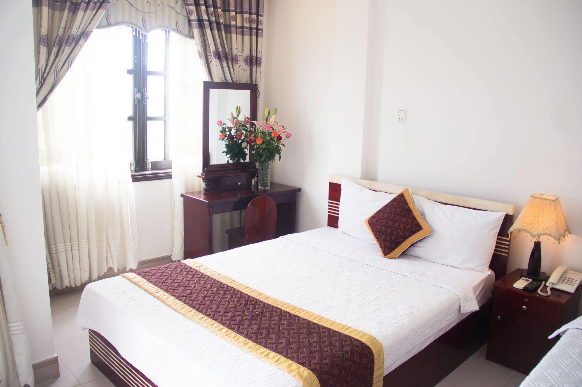 Vivyanne Hotel Da Nang Exteriör bild