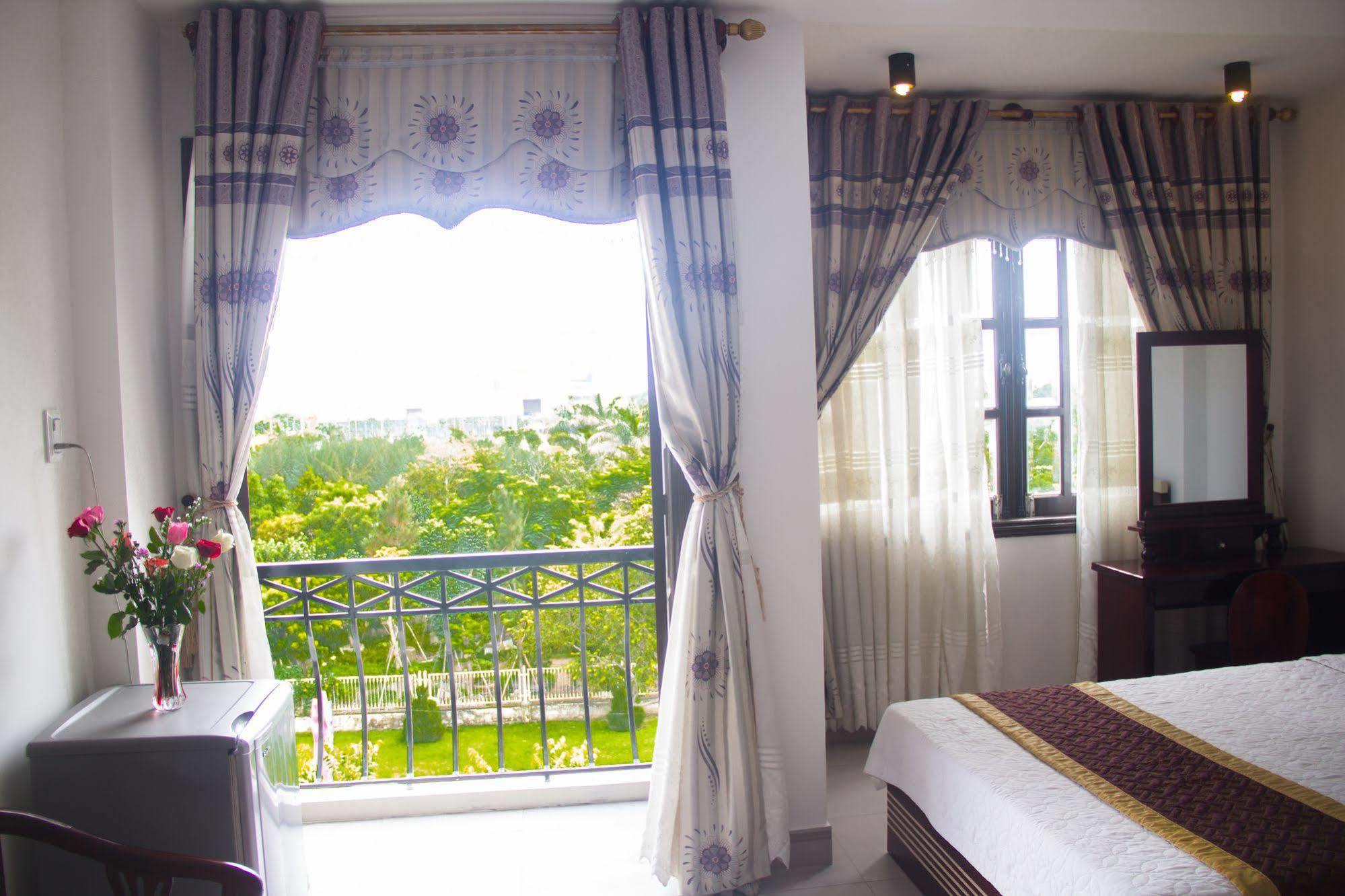 Vivyanne Hotel Da Nang Exteriör bild