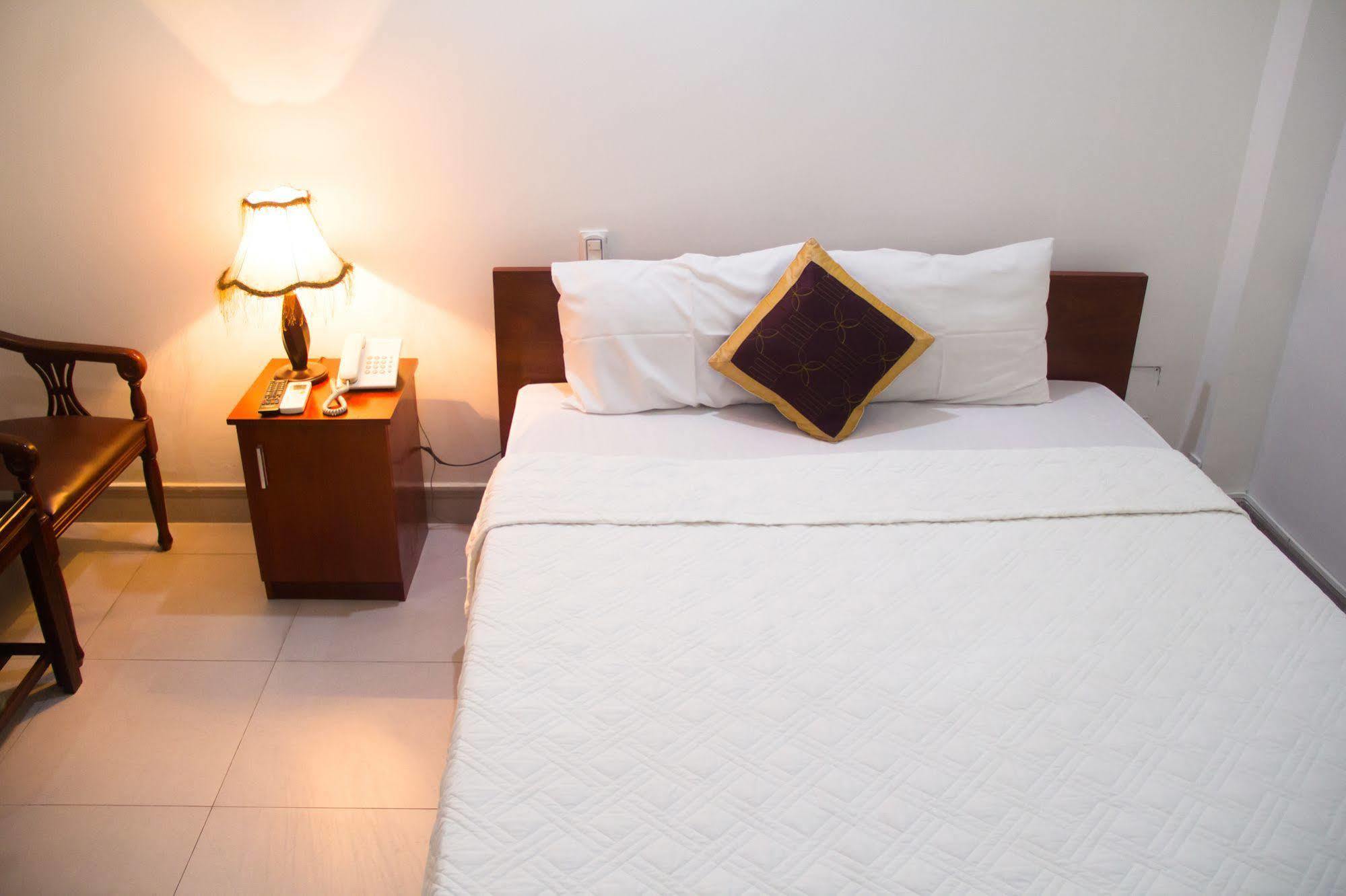 Vivyanne Hotel Da Nang Exteriör bild