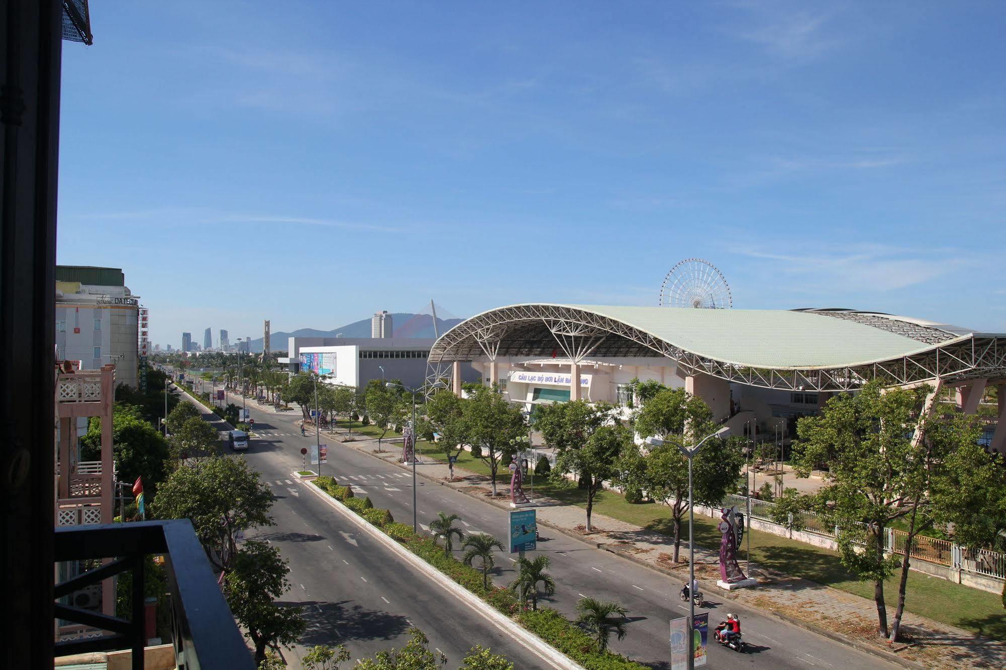 Vivyanne Hotel Da Nang Exteriör bild